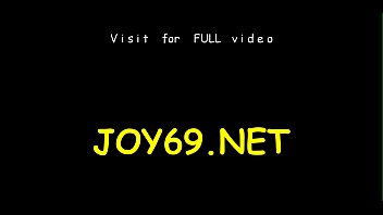 Babe in an gripping solo action