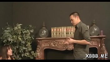 Playsome bombshell can't get enough of fucking