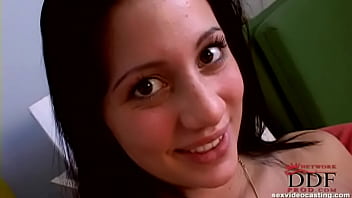 Newcomer exposing her tempting legs