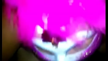 Mamando e tomando leite de pica