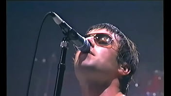 Liam y noel gallagher se follan al puto mundo en earls court