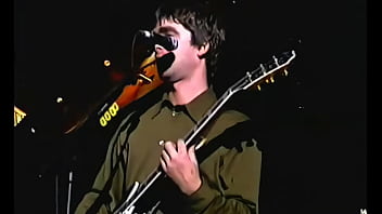 Liam y noel gallagher se follan al puto mundo en earls court