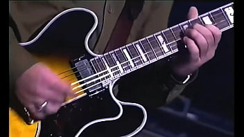 Liam y noel gallagher se follan al puto mundo en earls court