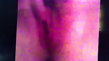 Jeune salope ce masturbe