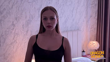 Do you want shooes open your pussy the brave courier fucks the girl