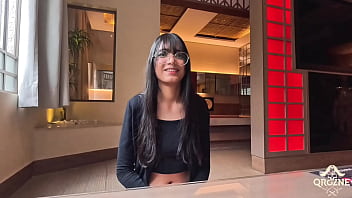 Brasileira de peitos naturais grandes e perfeitos disposta a fazer qualquer coisa durante seu casting ft luna legendary free scene