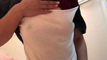 お風呂入る前に洗面所で1人エッチしたくて少し臭う状態でオナニーしました。ハァ…。ハァ…。と気持ち良すぎてイキまくりました。 お風呂入る前に洗面所で1人エッチしたくて少し臭う状態でオナニーしました。ハァ…。ハァ…。と気持ち良すぎてイキまくりました。