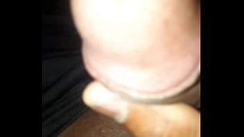 Alguém quer engolir esse pau