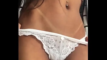 Sou a morena putinha e gosto de homem macho