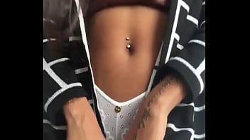 Sou a morena putinha e gosto de homem macho