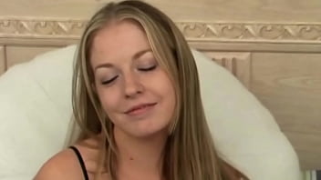 Cute girl clothes off