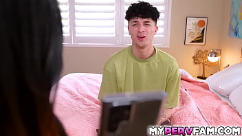 Ethan seeks catching his stepcousin phoebe kalib being dirty Ethan seeks catching his stepcousin phoebe kalib being dirty