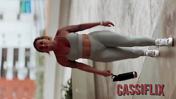 Depois da academia treinando sem calcinha fui tomar um banho com personal pauzudo que deu muita porra completo no cassiflix