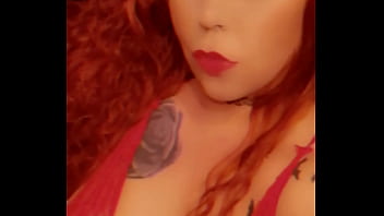 Roxycrimson in sexy redd beautiful eyes