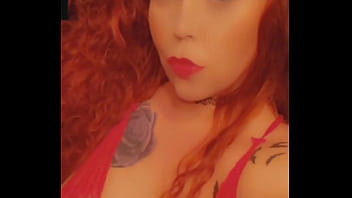 Roxycrimson in sexy redd beautiful eyes
