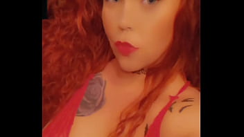 Roxycrimson in sexy redd beautiful eyes