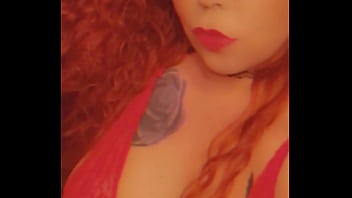 Roxycrimson in sexy redd beautiful eyes