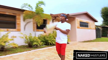 Latina dick sucking baddie milf sucking dick on independence day