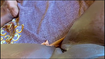 Watch me play with my ass hole & pussy till i cum