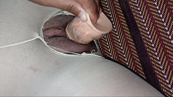 ถุงน่องที่ฉันฉีกให้เป็นรูแล้วเอาควยยัดรูแตด