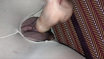 ถุงน่องที่ฉันฉีกให้เป็นรูแล้วเอาควยยัดรูแตด