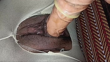 ถุงน่องที่ฉันฉีกให้เป็นรูแล้วเอาควยยัดรูแตด