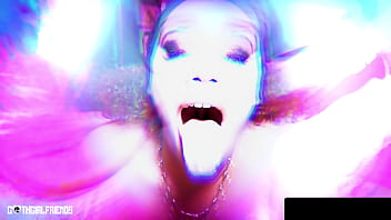 Willow ryder smiles when her man finishes in her mouth