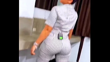 Zorra peruana modelando