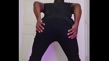 Around 7 or 8 minutes of stretching ass for exercise you can feel free to join in for free 2