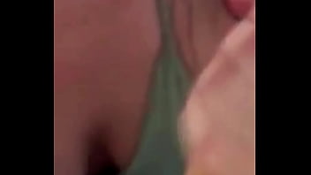 Madrasta novinha chupa até tomar leite