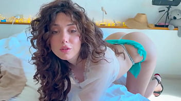 Lonely vixenp babe in fishnets toys herself in front of webcam moaning your name dripping wet before pulling out a giant dildo and making herself scream Lonely vixenp babe in fishnets toys herself in front of webcam moaning your name dripping wet before pulling out a giant dildo and making herself scream