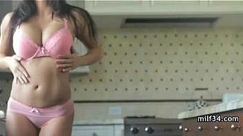 Milf got horny and had her way with his cock