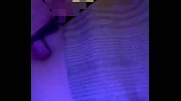 Sucking my girl's belly button