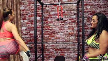 Nyssa nevers & maxine's working out session turns into a lesbian one