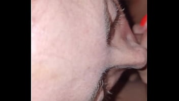 Rubia de ojos azules