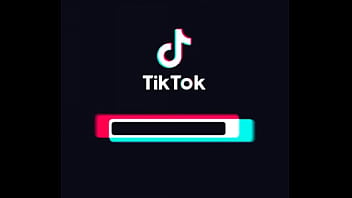 Negras culonas moviendo el trasero