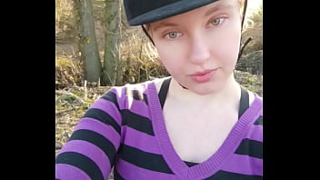 Trailer cavaliêre sadique lêche mes bottes sales mets toi à genou