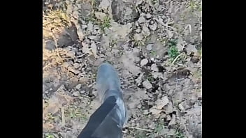 Trailer cavaliêre sadique lêche mes bottes sales mets toi à genou