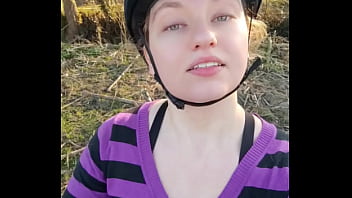 Trailer cavaliêre sadique lêche mes bottes sales mets toi à genou