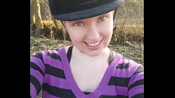 Trailer cavaliêre sadique lêche mes bottes sales mets toi à genou