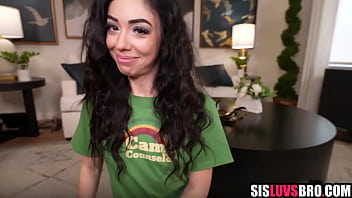 Convinced my stepsister to fuck one more time