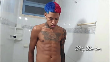 Procurando homens no shopping emcontrei garoto dotado fodi no banheiro