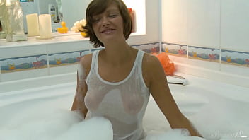 Flavia c using a jet of hot water promo