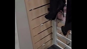 Petit tour dans mon sexshop préféré