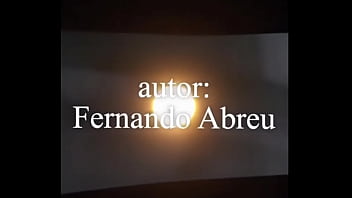 Nonton Loira Linda Nos Jardins Correndo Pra Os Bra&ccedil;os De Um Homem thumbnail