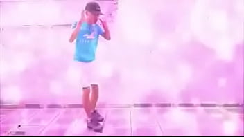 Menorzin dando aquela dançada monstra ao som do prison