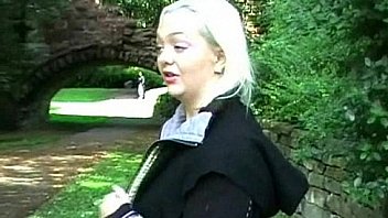 Blonde teen flashing