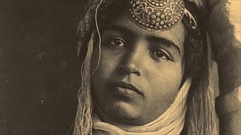 The top twenty 'retro babes'