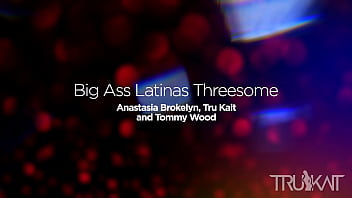 Big ass latina rimming and fucking big cock euro dude tru kait