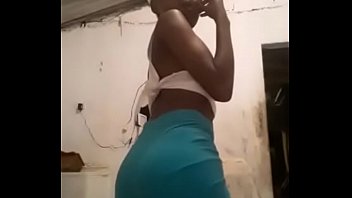 Sexi baile de morena culona